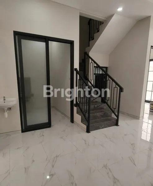 image RUMAH BARU 2 LANTAI PANTAI MENTARI, KENJERAN, SURABAYA TIMUR.\N DEKAT RAYA KENJERAN - PAKUWON CITY - MERR - BABATAN PANTAI - GADING PANTAI, DLL. (4)