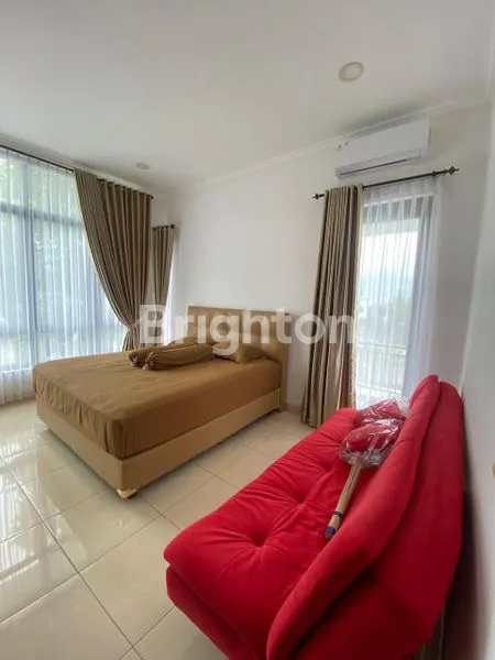 image RUMAH BARU ADA KOLAM RENANG DI ATMOSPHERE SENTUL CITY (3)