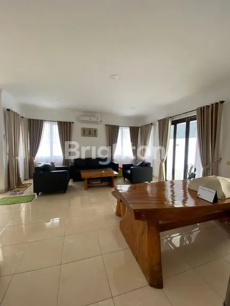 image RUMAH BARU ADA KOLAM RENANG DI ATMOSPHERE SENTUL CITY (2)