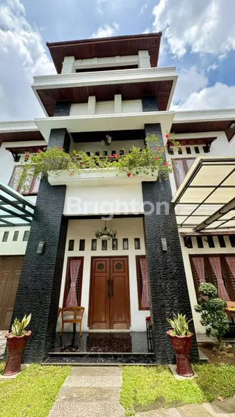image DIJUAL RUMAH MEWAH DI MEDAN TIMUR (1)