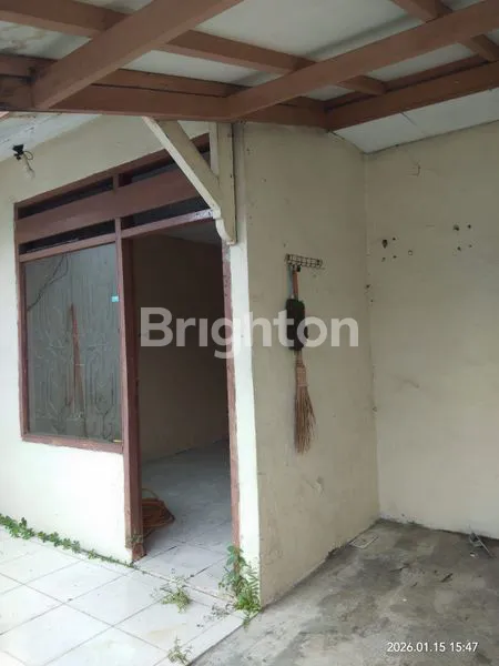 image \UD83C\UDFE1 DIJUAL CEPAT – RUMAH GANDENG PERLU RENOVASI, SATU SERTIFIKAT (7)