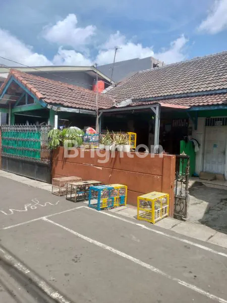 image DIJUAL RUMAH STRATEGIS DEKAT PUSAT KOTA  KOTA (2)