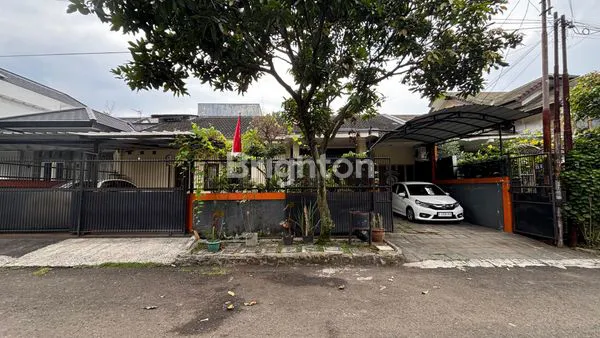 image DIJUAL RUMAH ASRI SIAP HUNI ARCAMANIK (1)