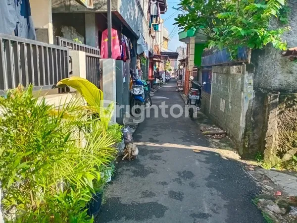 image DIJUAL CEPAT RUMAH JAKARTA BARAT KEBON JERUK (3)