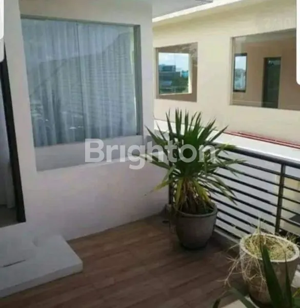 image DIJUAL RUMAH MEWAH ADA KOLAM RENANG DI JAKSEL (4)