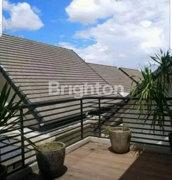 image DIJUAL RUMAH MEWAH ADA KOLAM RENANG DI JAKSEL (6)