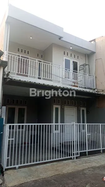 image DI JUAL RUMAH 2 LANTAI SIAP HUNI SETU BEKASI (1)