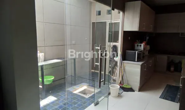 image RUMAH 3 LANTAI DI RAFFLES HILLS CIBUBUR\N (6)