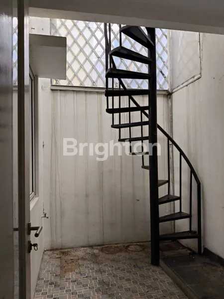 image RUMAH SIAP HUNI @GADING SERPONG TANGERANG (8)