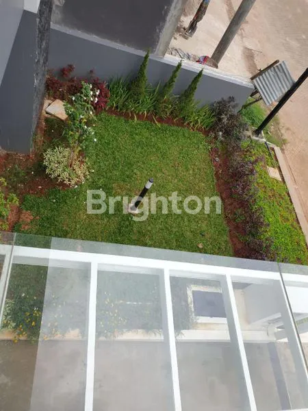 image RUMAH EAST TERRACE 2 LANTAI METLAND DEKAT GREENLAKE STRATEGIS DEKAT PINTU TOL KARANG TENGAH (6)