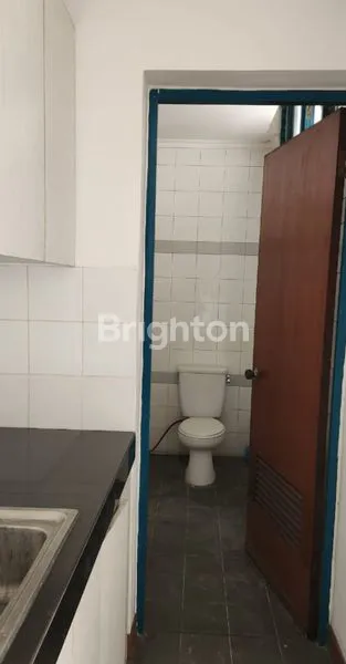 image DI SEWAKAN RUKO 3,5 LANTAI DI JAKARTA SELATAM DEKAT MRT LEBAK BULUS (8)