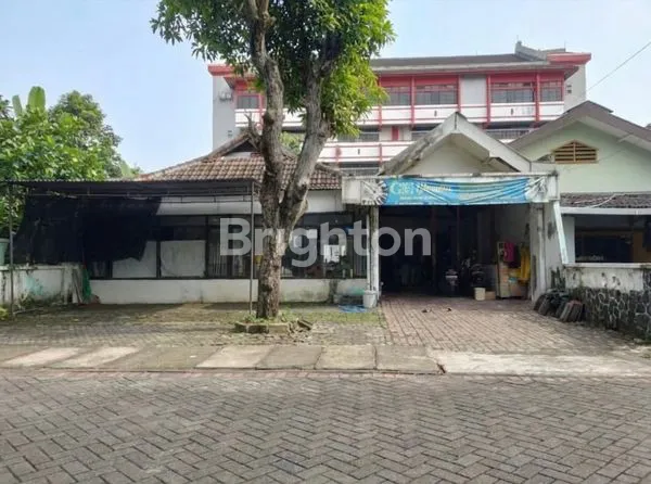 image PRIME AREA KETINTANG – RUMAH DI KAWASAN KAMPUS UNESA (1)