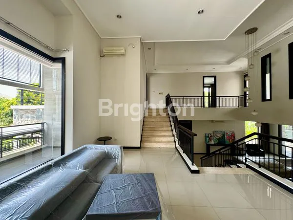image DISEWAKAN RUMAH GRAHA BLOK U HOOK FULL FURNISHED  (5)
