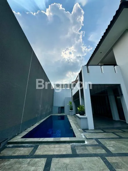 image DISEWAKAN RUMAH GRAHA BLOK U HOOK FULL FURNISHED  (4)