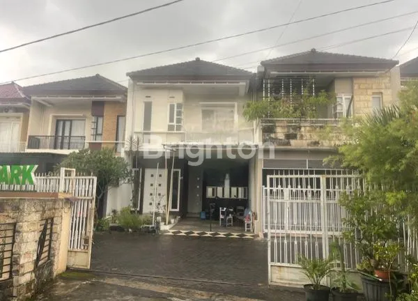 image RUMAH 2 LANTAI SIAP HUNI DI PERUM IKAN PIRANHA BLIMBING KOTA MALANG (2)