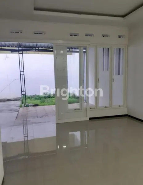 image RUMAH 2 LANTAI SIAP HUNI DI PERUM IKAN PIRANHA BLIMBING KOTA MALANG (4)