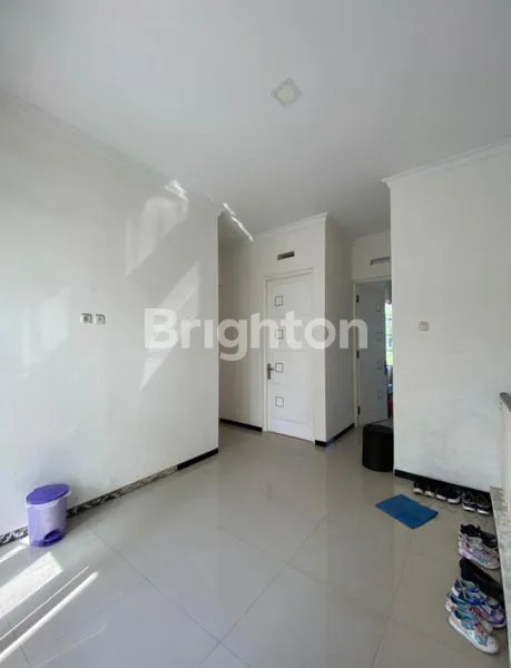 image RUMAH 2 LANTAI SIAP HUNI DI PERUM IKAN PIRANHA BLIMBING KOTA MALANG (7)