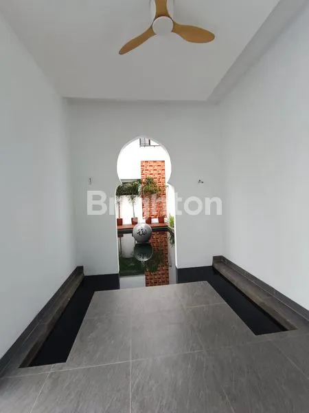 image DIJUAL RUMAH DI SIDOMOYO GODEAN (6)