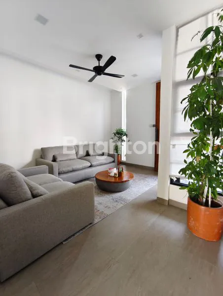 image DIJUAL RUMAH DI SIDOMOYO GODEAN (5)