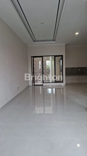 image RUMAH NEW GRESS NGINDEN INTAN TIMUR SURABAYA DEKAT ARAYA JALAN MERR MANYAR INDAH (2)