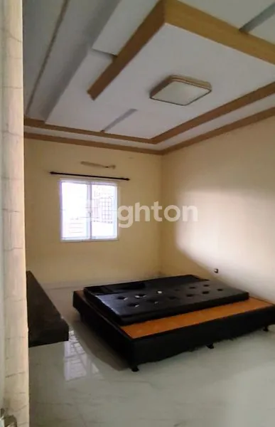 image RUMAH MEWAH 3 LANTAI 180M² SETIAP LANTAI ADA MASTERBEDROOM KAMAR MANDI DALAM DI SUNTER AGUNG JAKARTA UTARA (4)