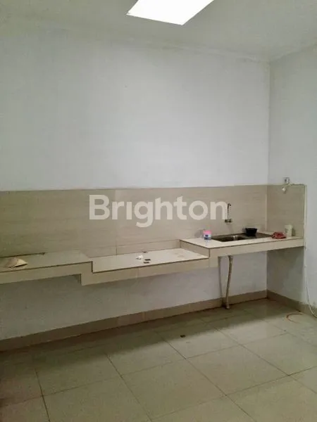 image RUMAH DISEWAKAN DI TANJUNG DUREN (6)