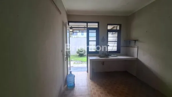 image RUMAH DIJUAL MURAH HALAMAN BELAKANG LUAS DI SENTUL CITY BOGOR (4)