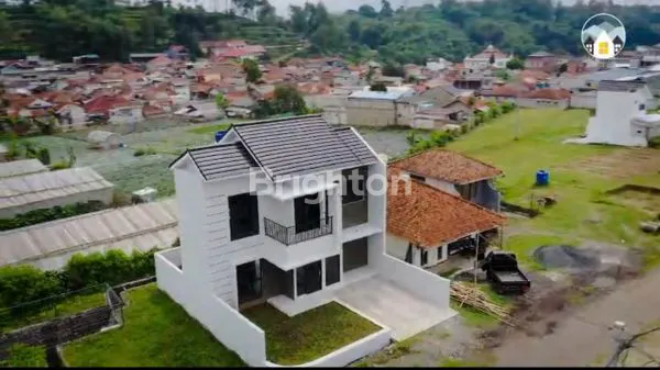 image RUMAH CISARUA (1)