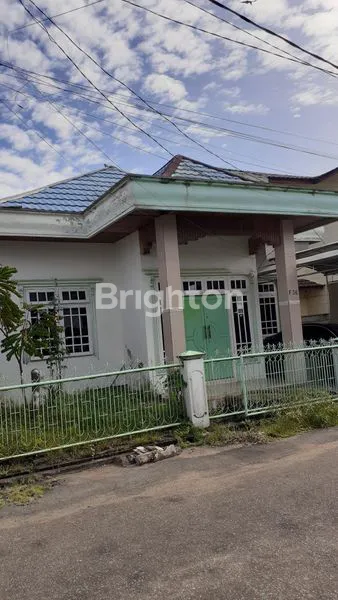 image RUMAH PREMIUM SIAP HUNI DI PARIS-2 PONTIANAK (2)