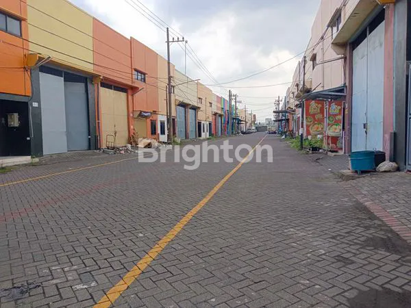 image GUDANG TRITAN, JEMUNDO SIDOARJO (1)