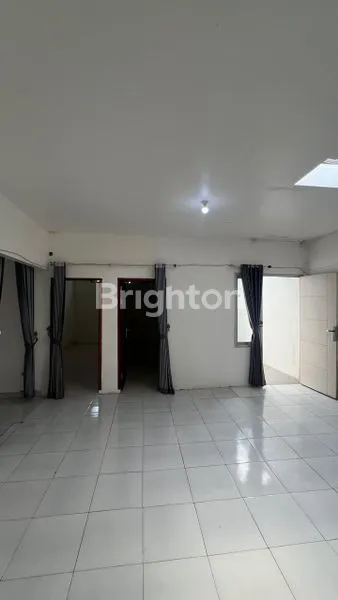 image RUMAH 2 LANTAI CANTIK DI CLUSTER COSTARICA, BALIKPAPAN (2)