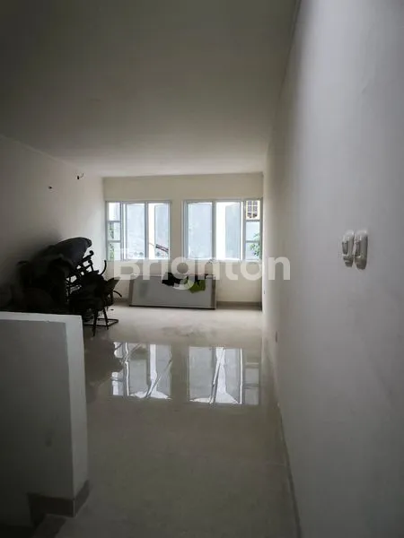 image RUKO 3 LANTAI SIAP PAKAI DI KALIDERES JAKARTA BARAT (3)