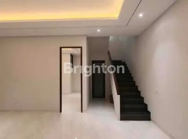 image BRAND NEW HOUSE 2LT HOOK MANYAR  (2)