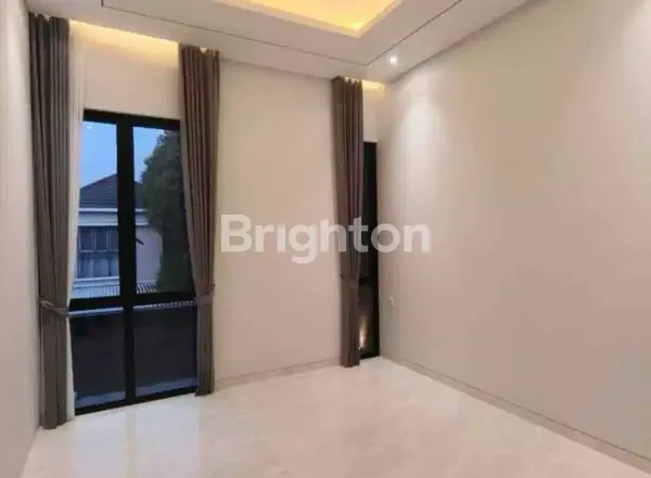 image BRAND NEW HOUSE 2LT HOOK MANYAR  (4)