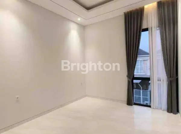 image BRAND NEW HOUSE 2LT HOOK MANYAR  (6)