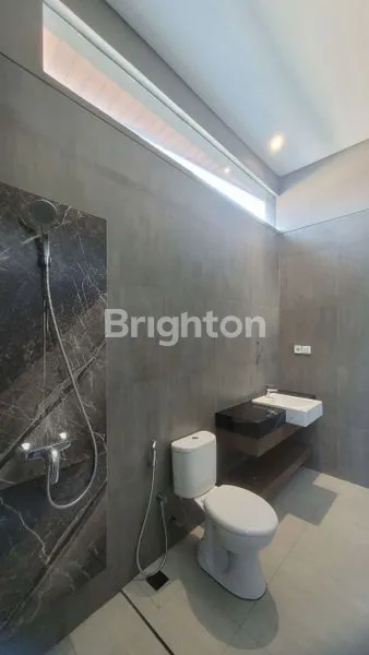 image BRAND NEW HOUSE 2LT HOOK MANYAR  (7)