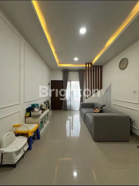 image DIJUAL RUMAH CANTIK FULL RENOVASI – JATIASIH. BEKASI SIAP HUNI | SEMI FURNISHED | BEBAS BANJIR (2)
