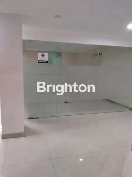 image 2 JEJER RUKO 3,5 LANTAI BAGUS SIAP PAKAI NOL JALAN RAYA JEMURSARI (3)