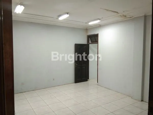 image DIJUAL RUMAH MEWAH DI KAVLING DKI PONDOK KELAPA (6)