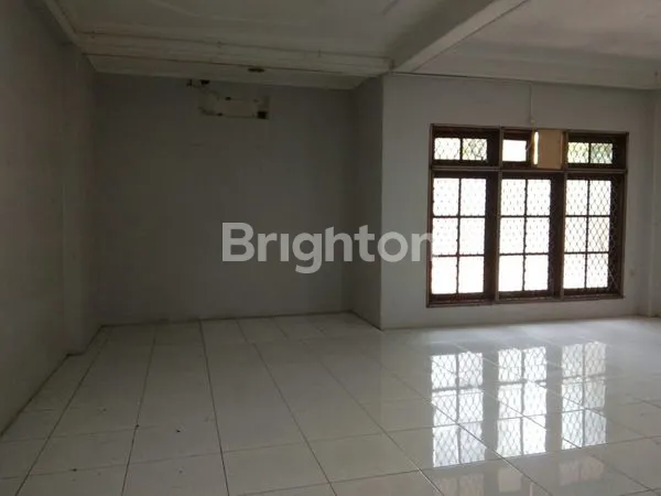 image DIJUAL RUMAH MEWAH DI KAVLING DKI PONDOK KELAPA (5)