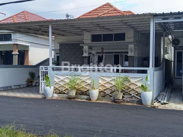 image RUMAH SIAP HUNI NYAMAN AMAN JALAN PARIS II PONTIANAK (2)