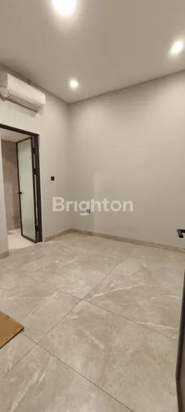 image RUMAH BARU GREAS SIAP HUNI AREA ELITE PAKUWON CITY  (4)