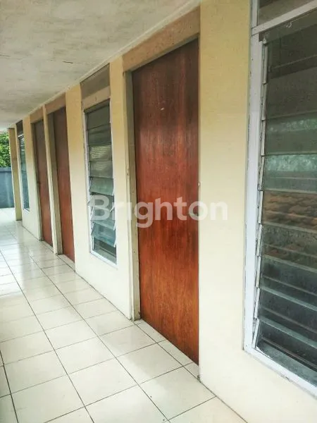 image RUMAH 7 KAMAR DI JALAN PROTOKOL, LT 210M² SIAP HUNI (5)