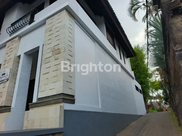 image RUKO 2,5 LANTAI DI ULUWATU (7)