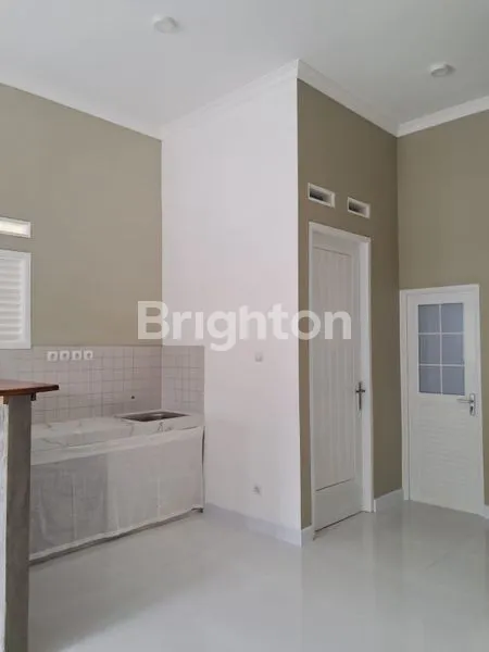 image RUMAH CANTIK BARU RENOVASI GRIYA LOKA BSD (5)