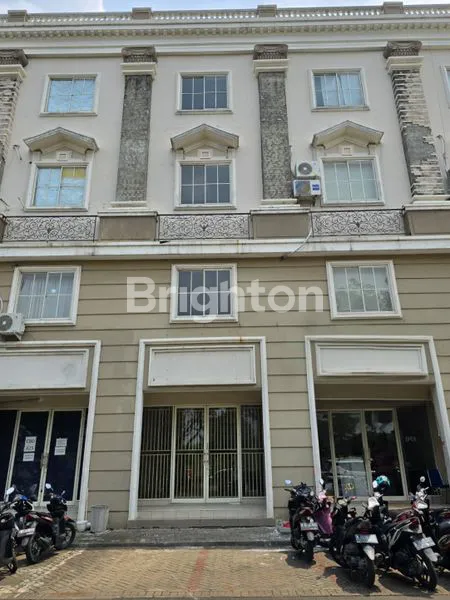 image RUKO STRATEGIS 4 LANTAI DI CBD GREEN LAKE CITY (1)