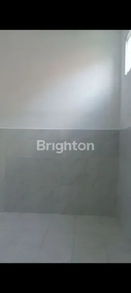 image RUMAH 2 LANTAI SIAP HUNI DI KENJERAN, 5 KT (3)