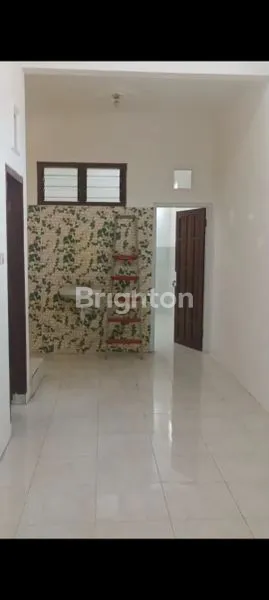 image RUMAH 2 LANTAI SIAP HUNI DI KENJERAN, 5 KT (4)