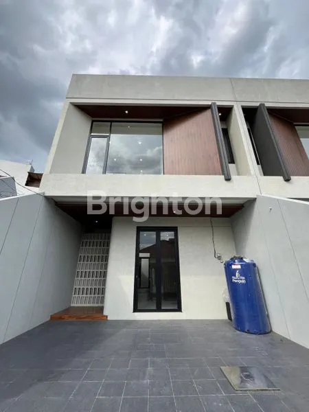 image DIJUAL RUMAH BARU DI KLAMPIS SEMOLO TIMUR DEKAT MERR DAN GALAXY MALL (1)