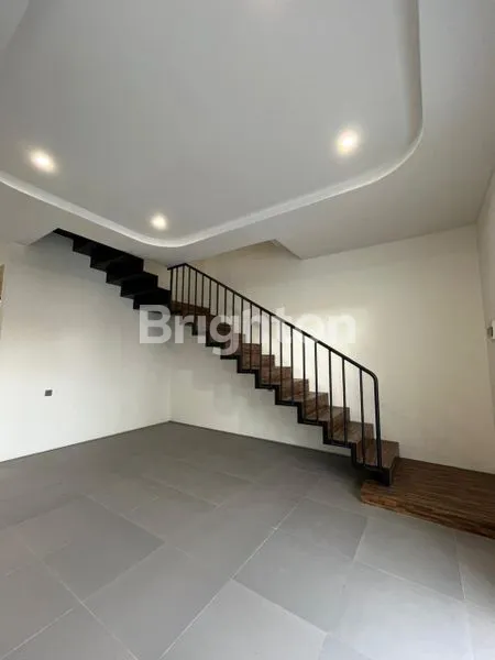 image DIJUAL RUMAH BARU DI KLAMPIS SEMOLO TIMUR DEKAT MERR DAN GALAXY MALL (5)